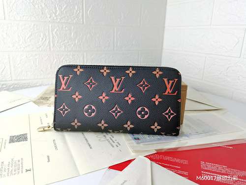 Picture of LV Wallets _SKUfw137450288fw